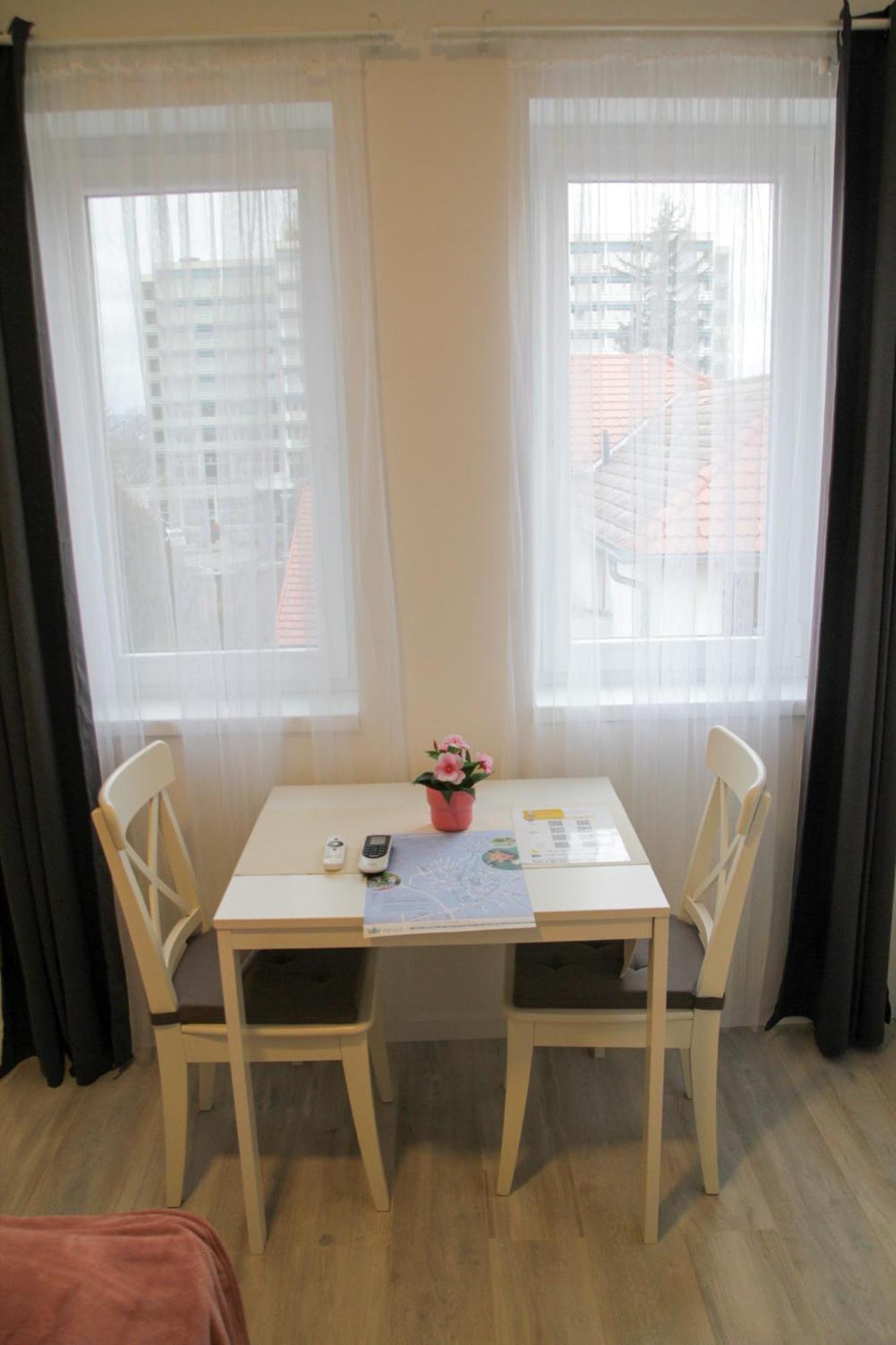 ****Heviz Springs Apartments Экстерьер фото